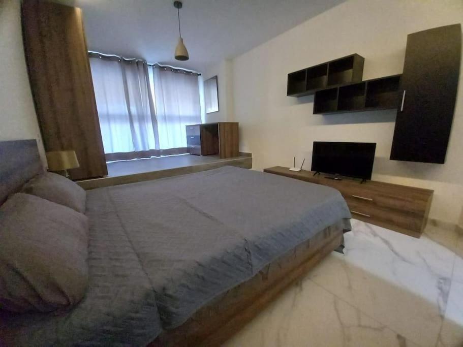 Brand New 1 Bedroom Flat